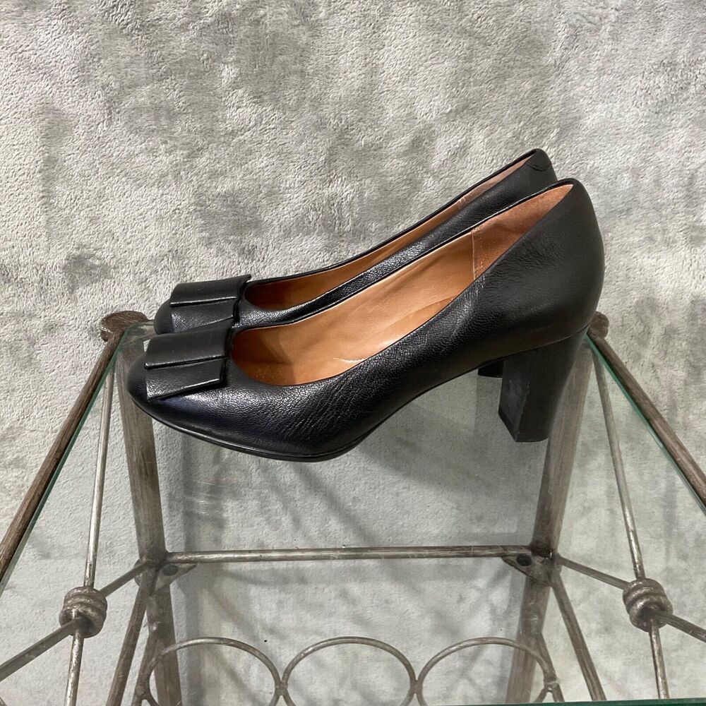 Clarks comfort Shoes Black Leather w bow Women’s 7.5 office career minimalist